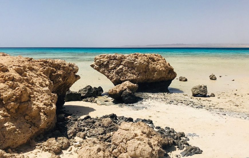 Sharm El Luli – Qulaan – El Nayzak